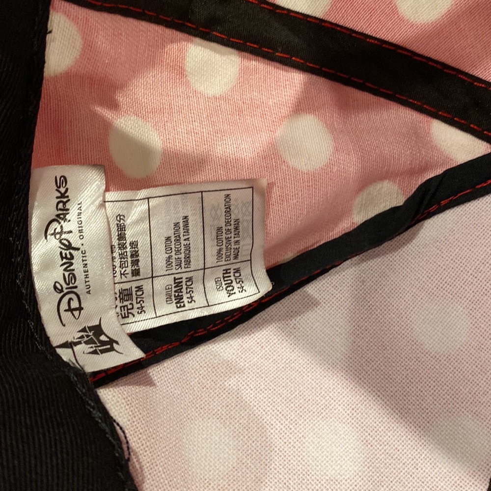 Minnie Mouse Hat - Picture 4 of 4